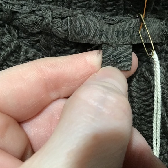 NWT It Is Well L.A. Chunky Knit Pullover Sweater Dark Olive Sz L Minimalist Cozy - Picture 5 of 8